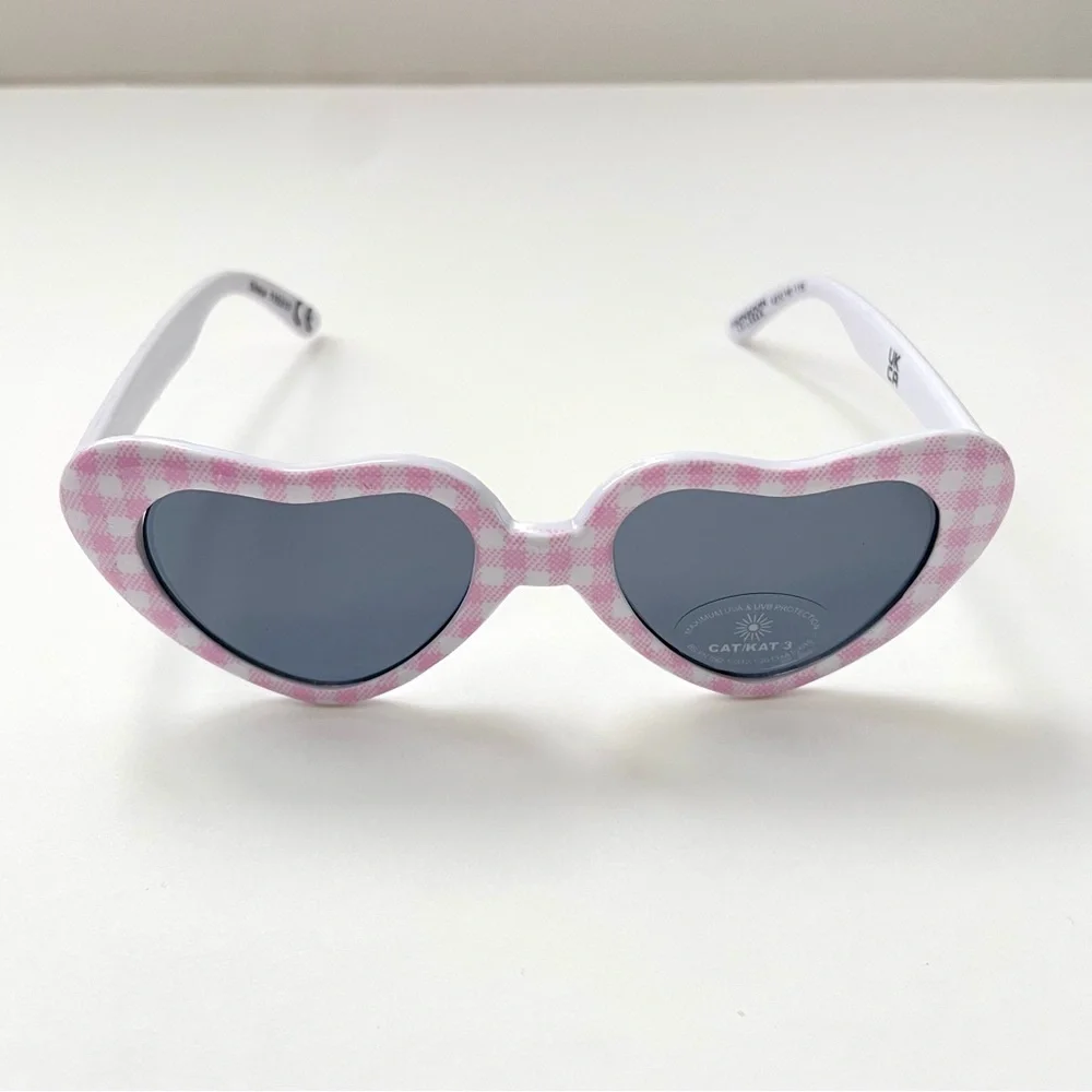 Girls Heart Shape Sunglasses with Pink White Checker Pattern - Ado…